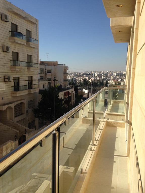 Diyarkom Apartment Amman Exterior foto